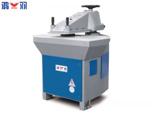   裁斷機加多少油合適呢？